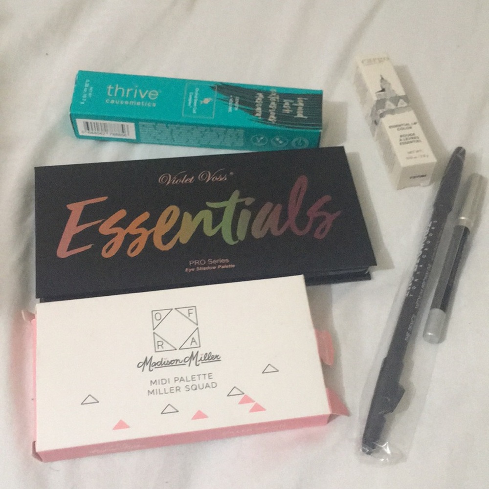 Bundle New make up SOLD on Mercari